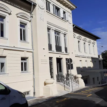 Apartment Nada *
